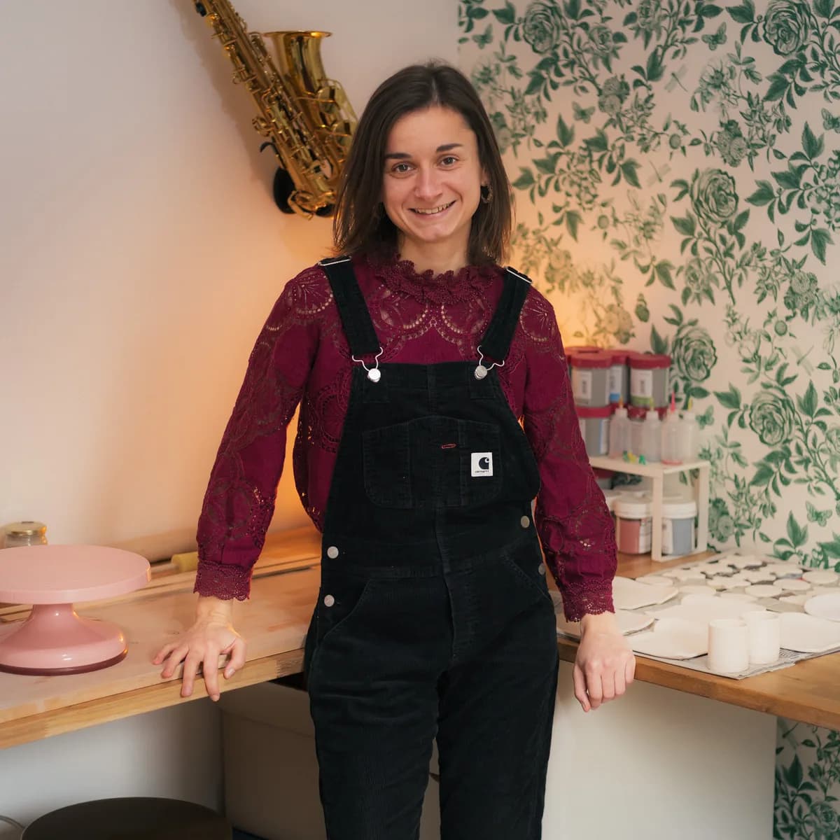 La créatrice dans son atelier